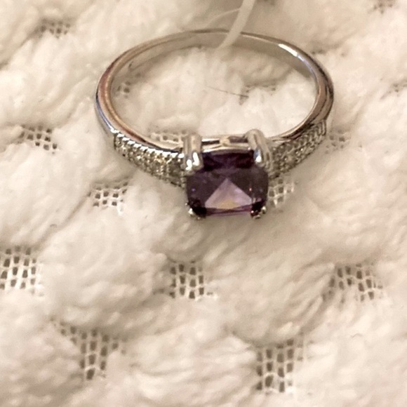 #1 Purple and White Zircon ring 1.31 ctw in Silvertone size 9.5 - Picture 4 of 10